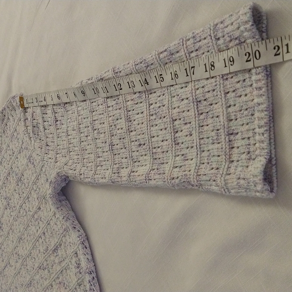 Knit crop sweater size small - Picture 10 of 12